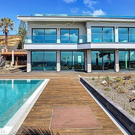 Bahari Villa *